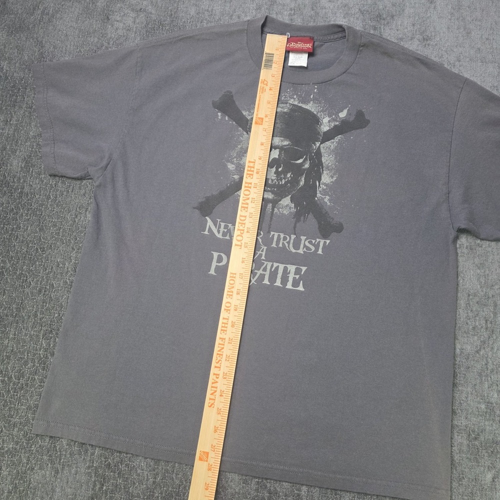 Vtg Pirates Of The Caribbean At World's End T Shirt Mens XL Gray Never Trust Y2K - Picture 4 of 10